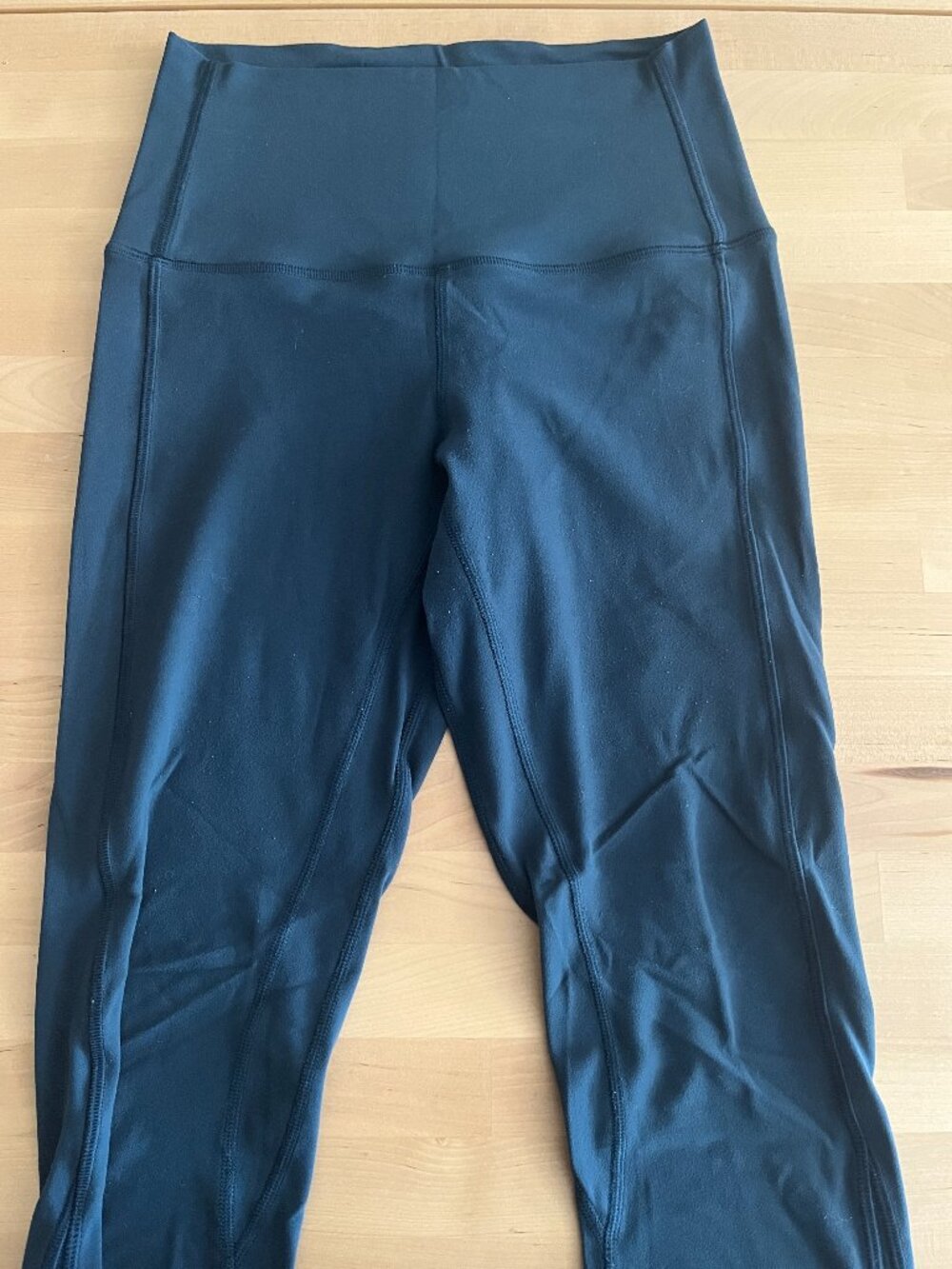 Lululemon In Movement Tight 25" - Size 4